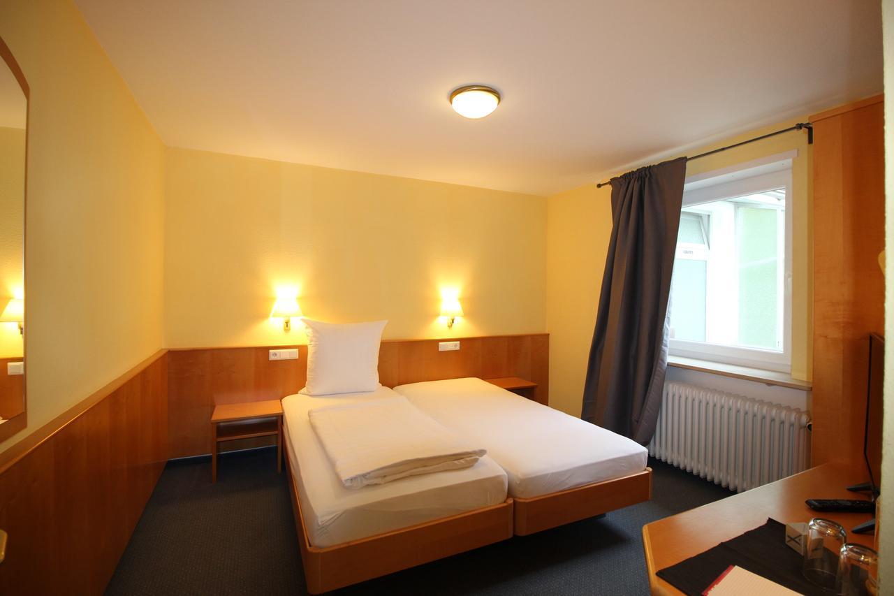 Hotel Berghof Albersweiler المظهر الخارجي الصورة